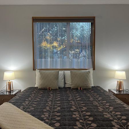 อะชัวร์ แอมบาสซาเดอร์ มอเตอร์ ลอดจ์ Motel อามารู ภายนอก รูปภาพ