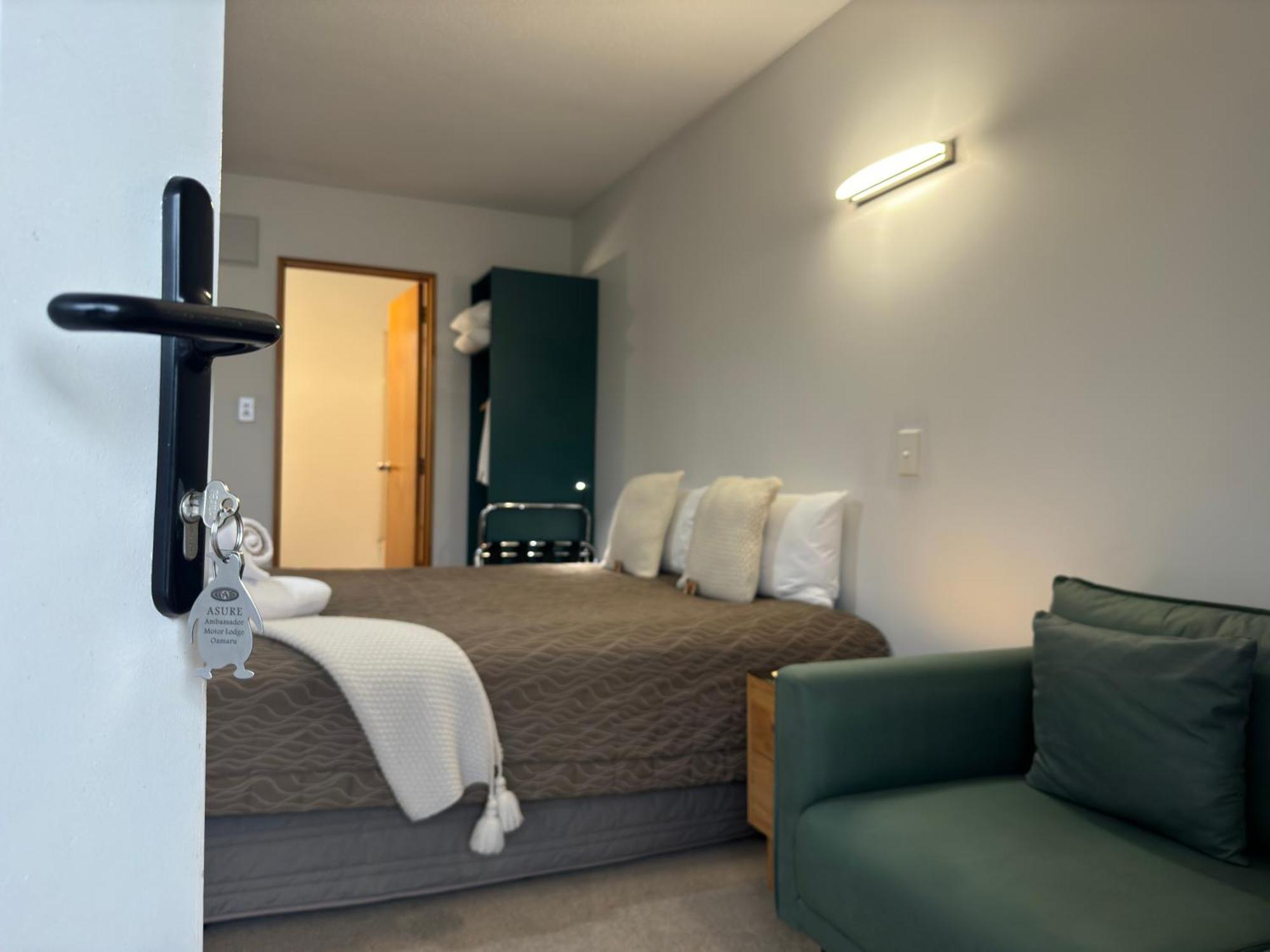 อะชัวร์ แอมบาสซาเดอร์ มอเตอร์ ลอดจ์ Motel อามารู ภายนอก รูปภาพ